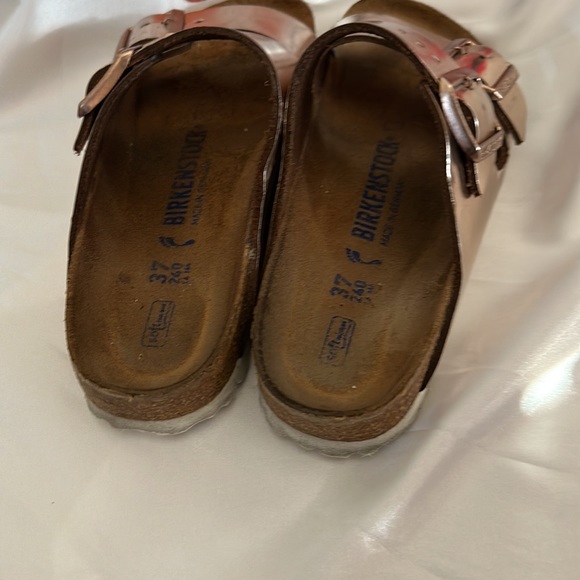 Shoes - Picture 3 of 5